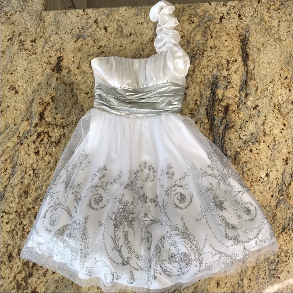 White Prom dress